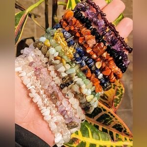 B2G1 Genuine Crystals Chip Stretch Bracelet